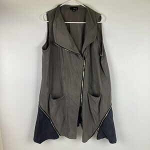 Sun Kim Sleeveless Windbreaker Asymmetrical Zip Up Vest Size Medium Women’s
